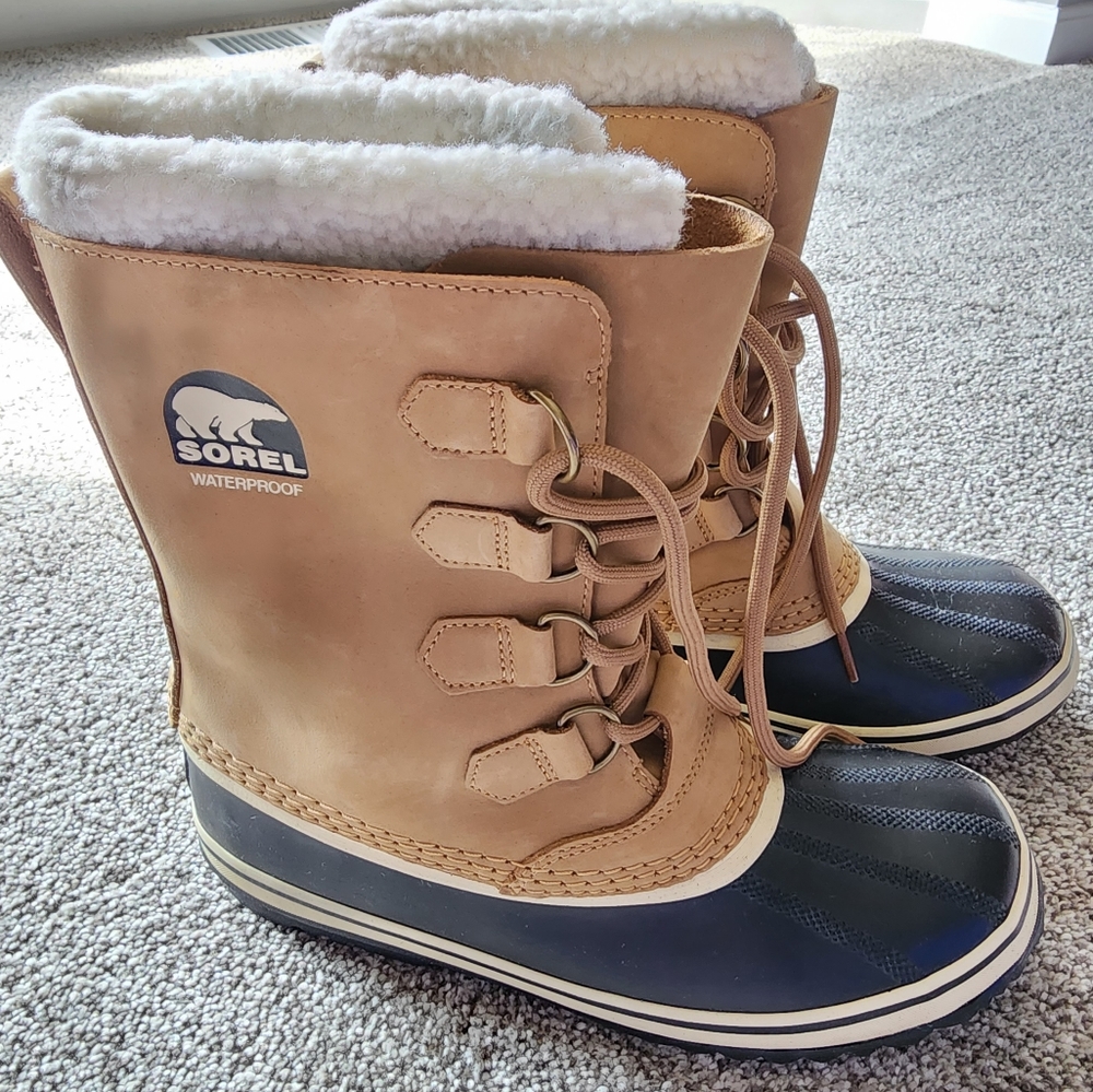 Sorel Caribou Boots